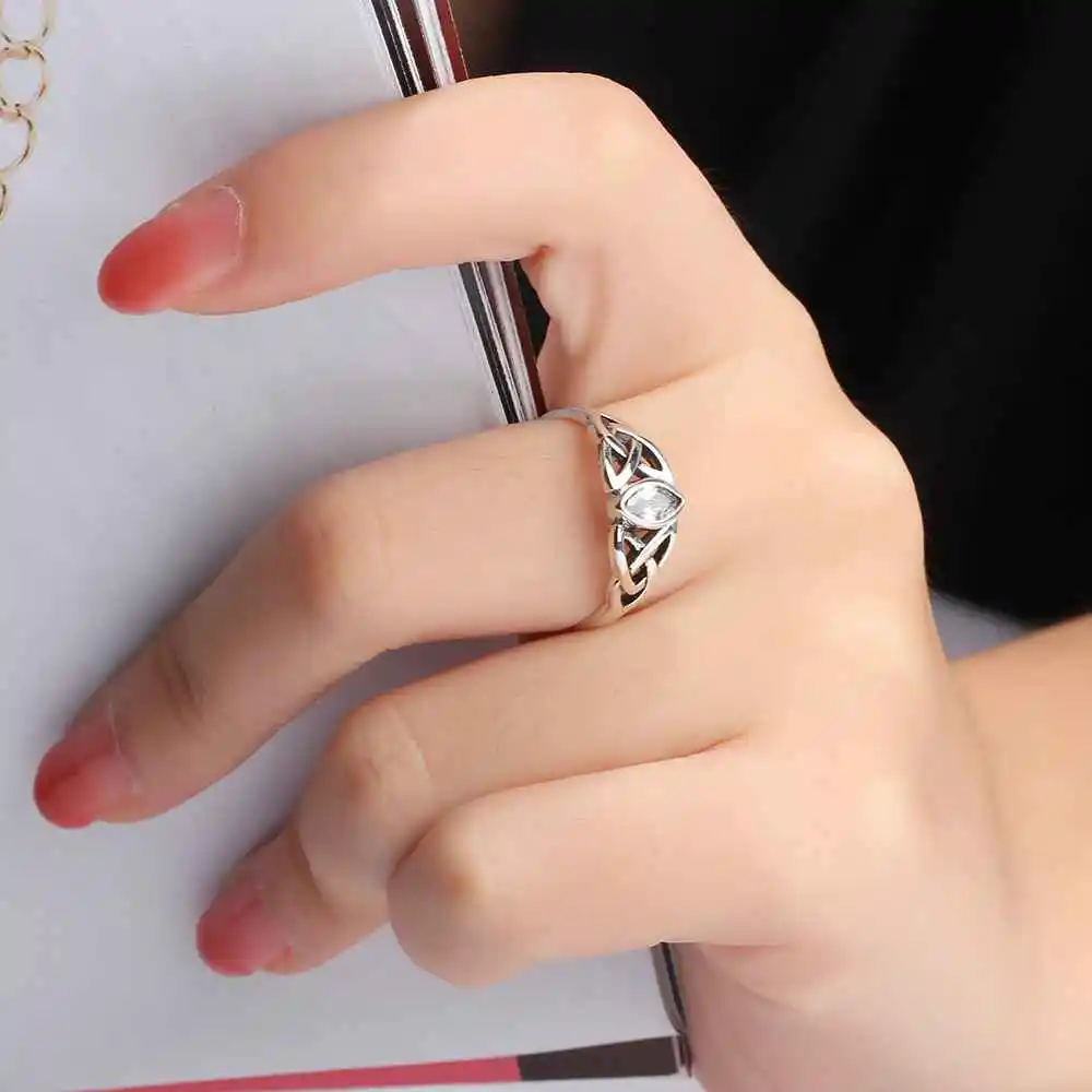 Women Solid 925 Sterling Silver Rings Flowers Pattern With Zirconia Vintage Style Women Jewelry Gift Ideas (JewelOra RI102752)