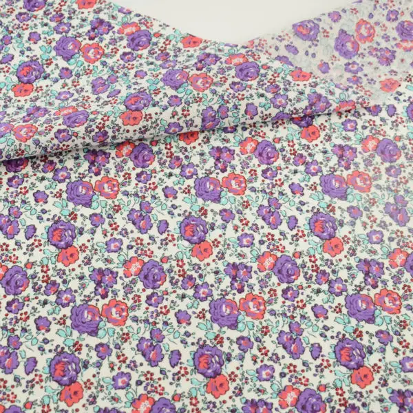 

Flowers Printed 100% Cotton Plain Fabric Fat Quarter Art Work Patchwork Garment Dress Tilda Doll Cloths for Gebinner's Practice