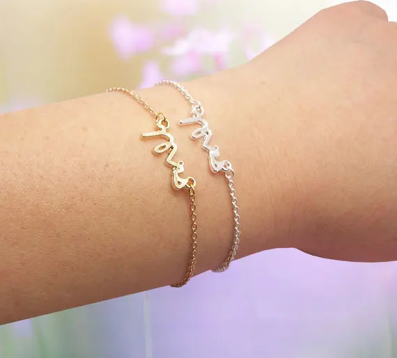 

1PCS- Simple Dainty Mrs Bracelet Stamped Metal Wire Word Script Bracelet Tiny Love Initial Alphabet Letters Bracelets