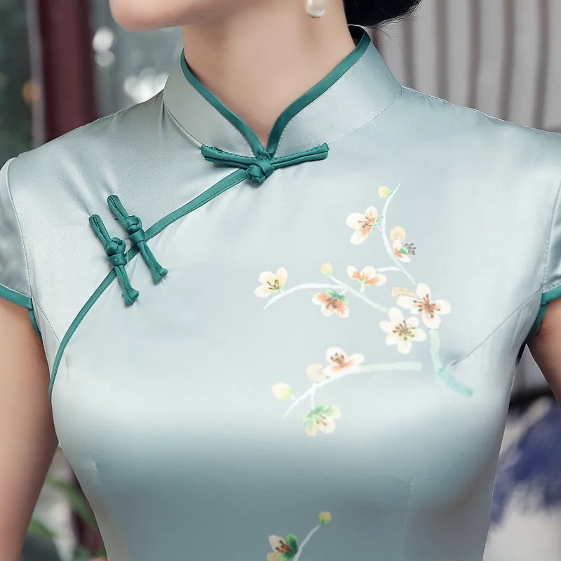 SHENG Коко серебристо серый Мини Qipao шелк короткие платья для женщин плотно китайский тонкий и легкий Атлас Платье Чонсам цветы XL XXL