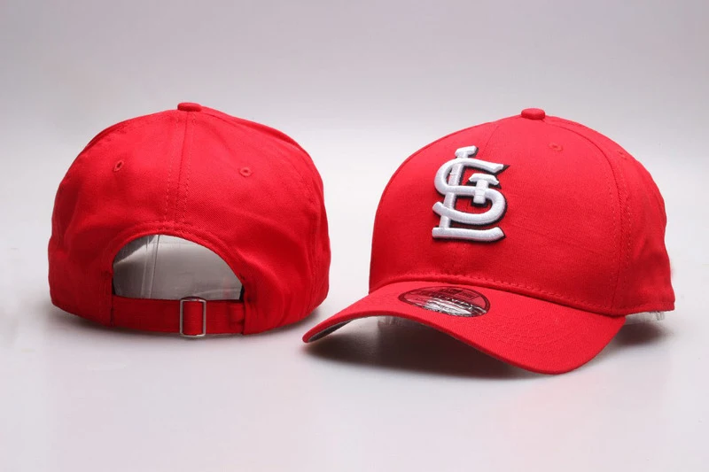 

2019 High quality St. Louis Cardinals Adjustable Strapback Hats Sport classic Fashion Baseball Red Caps Hat