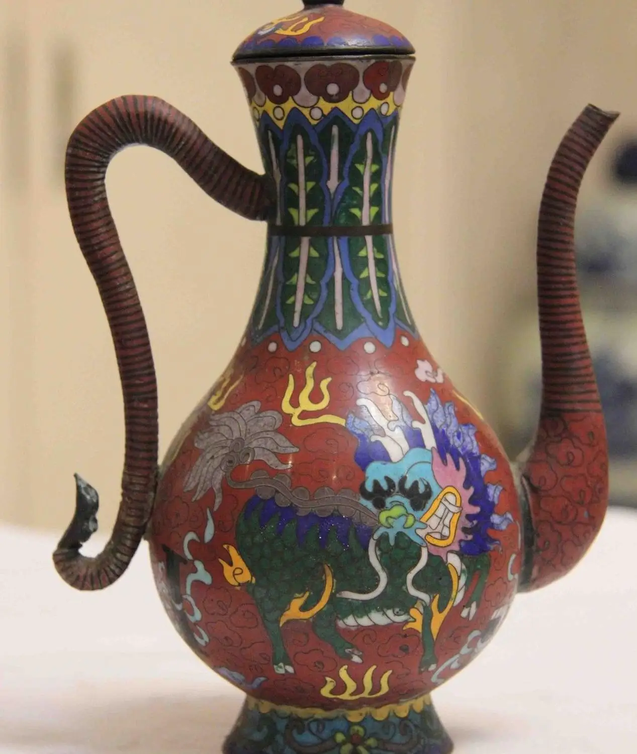 

Folk handwork Old Copper Cloisonne Enamel Dragon Kirin Foo Dogs Flagon wine Pot