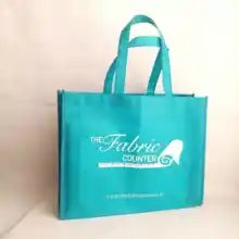 1000 шт/партия Цвет: озерно-синий многоразовая сумка-тоут оптом нетканый магазин рекламных продуктов ваше лого на заказ мешок как подарок