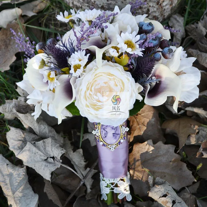 

Farmhouse Purple Style Artificial Flowers Bride Hand Holding Flower Upscale Bridesmaid Bride Bouquet Wedding Flower