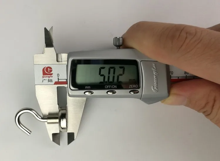 7502