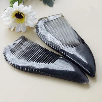 

1PC Natural Black Flower Color Pointed Tail Horn Comb 16CM multi-function Thick And Smooth Hair Carving Massage Hair Comb G0425