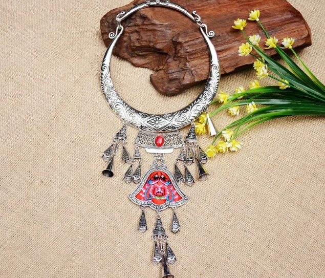 

Limited Version Ethnic Fashion Vintage Embroidery Sweater Necklace Exaggerated Torque Miao Silver Unique Stage Show Necklace