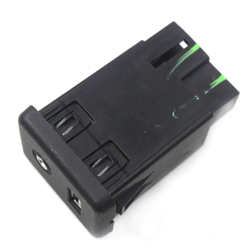 Автозапчасти центральный консоль порт Aux/USB подходит для GMC Buick Chevrolet 13599456