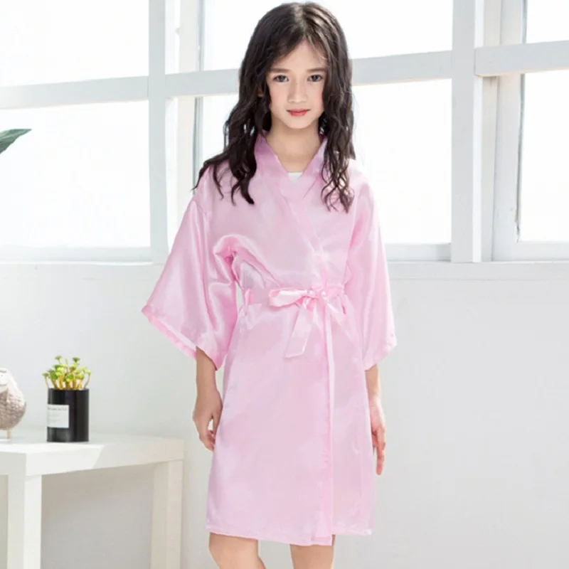 

Bridesmaid Robe Satin Robe Bathrobe Short Kimono Robe Bath Robe Fashion Dressing Gown For Child Pajamas Size details Flower girl
