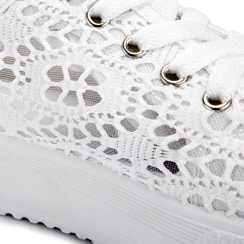أزياء أحذية منصة النساء إسفين أحذية رياضية الإناث الأبيض سلة فام عارضة Zapatillas موهير الجوف أحذية بها دانتيل الصيف زائد حجم