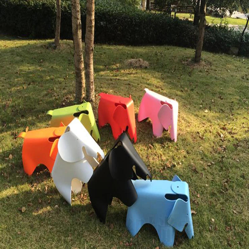 kids plastic lawn chair