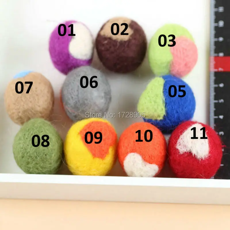 Wool Felt Ball Love Heart Round Heart 3 pcs 30 mm Wool Felt Balls 100% Felt Garland for Christmas Decoration
