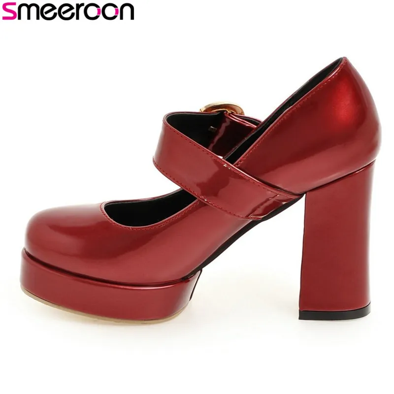 heels square front