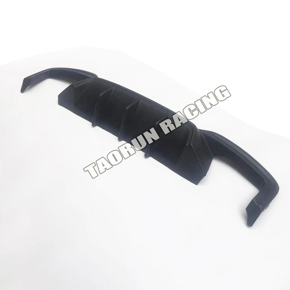 Неокрашенный диффузор для заднего бампера M6 ABS BMW F06 F12 F13 640i 640d 650i 650d M tech Sport & Real 2012