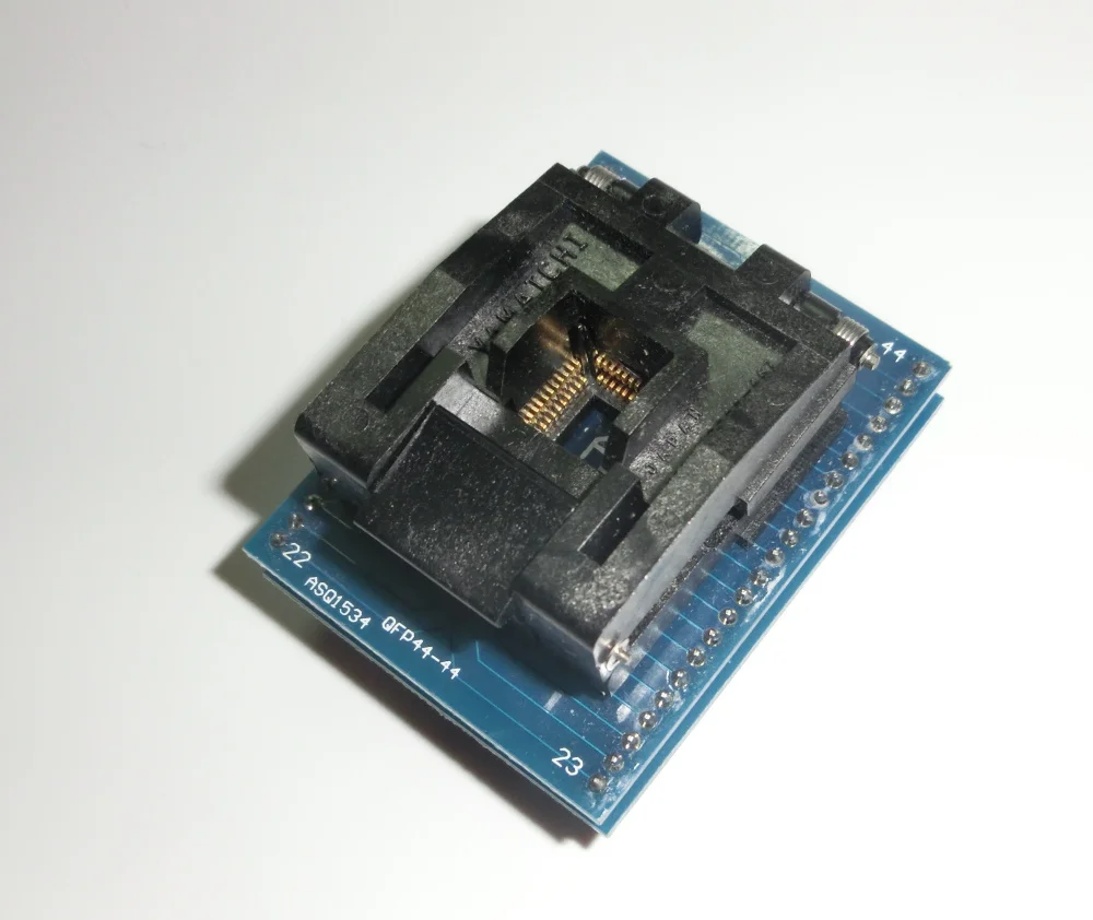 

TQFP44 to DIP44 /LQFP44 to DIP44 Programmer Adapter Socket for RT809H & TNM5000 programmer & XELTEK USB programmer Good Quality