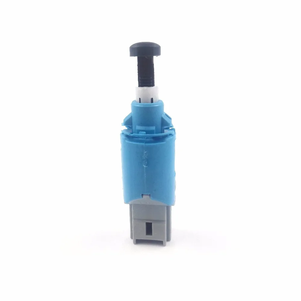 

Stop light switch for Renault Megane II 8200168239-B