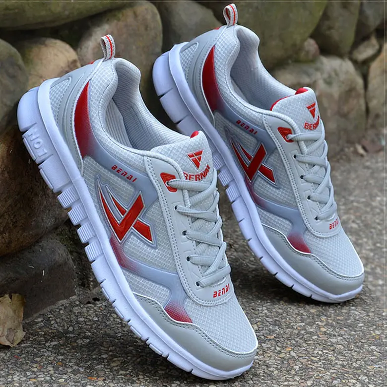 Men's Comfortable Ultra-light Lace-up Mesh Shoes-Model