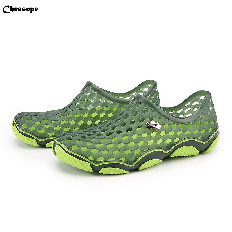 

New Summer Sandals Men Casual Shoes Mules Clogs Breathable Beach Slippers Water Hollow Jelly hole Shoes Anti-slip Shoes Slippers