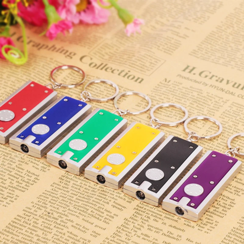 

Outdoor Creative Tetris Square Buckle Key Ring Mini LED Flashlight Key Chain Creative Gift Color Random
