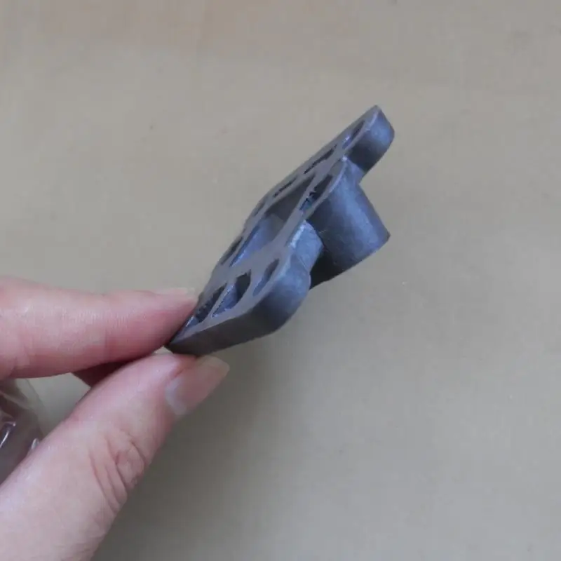 NB411 CARB INSULATOR ROBIN EC04 40F-6 3