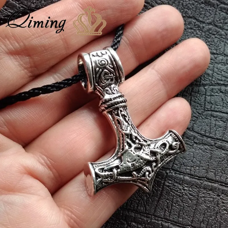 

QIMING Nordic Style Men's Necklace Women Silver Thor Hammer Pendant Mjolnir Norse Slavic Axe Retro Gothic Gifts For Men Jewelry