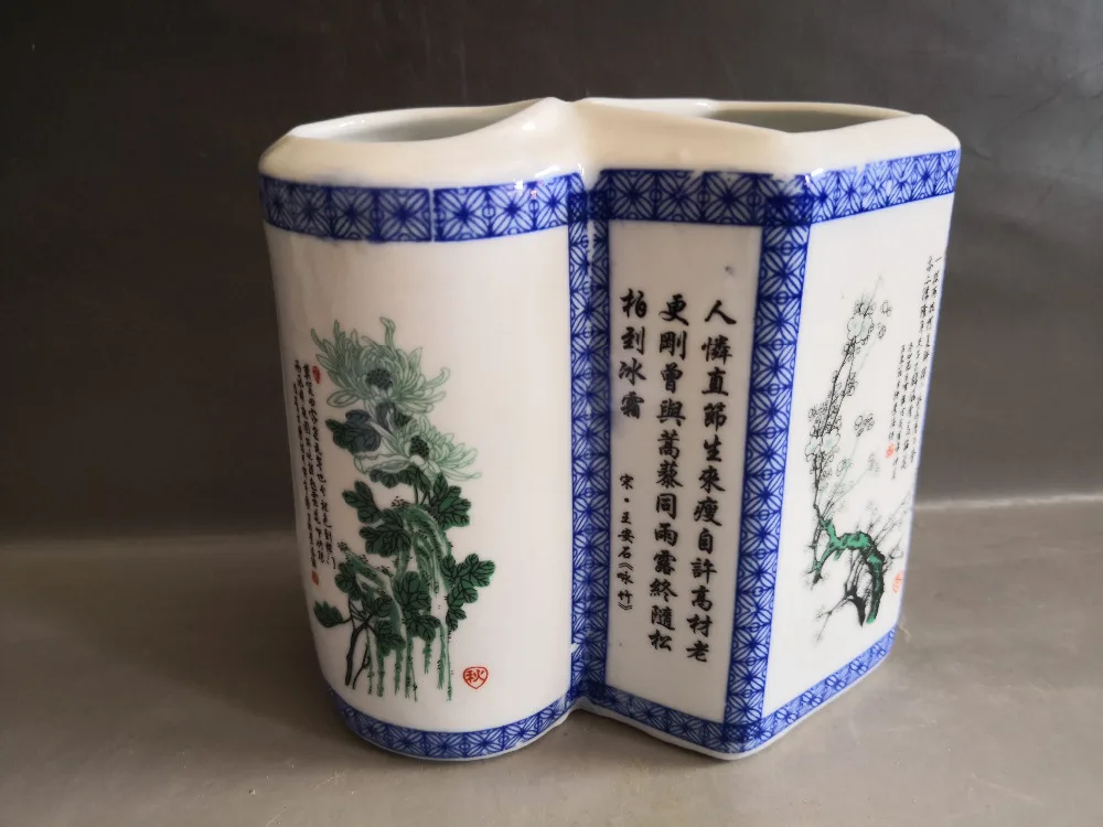 

Chinese old porcelain Vases Coloured drawing porcelain Conjoined