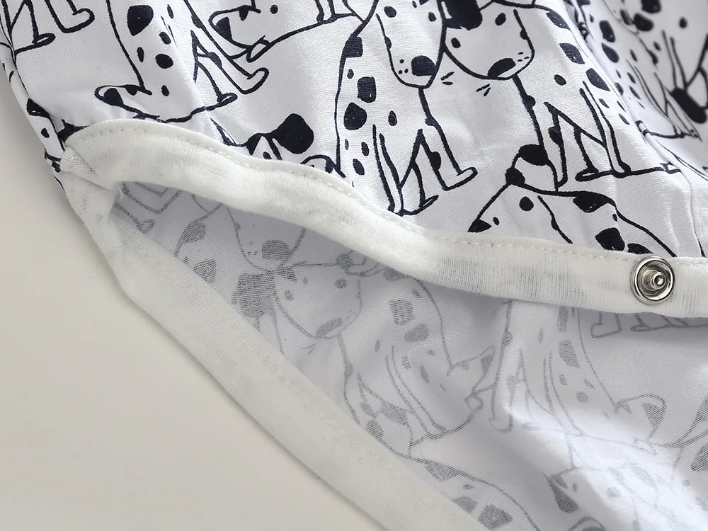 4340753758_2068599042