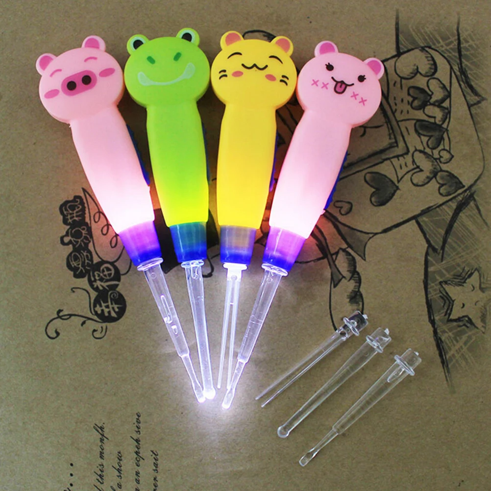 

Cartoon LED Luminous Dig Baby Care Portable Ears Spoon Child Cleaning Tool Earwax with Light Spoon Digging Ear-picker