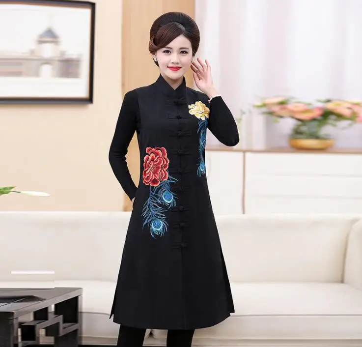 

Women's spring and autumn new national wind embroidered large size long embroidered vest