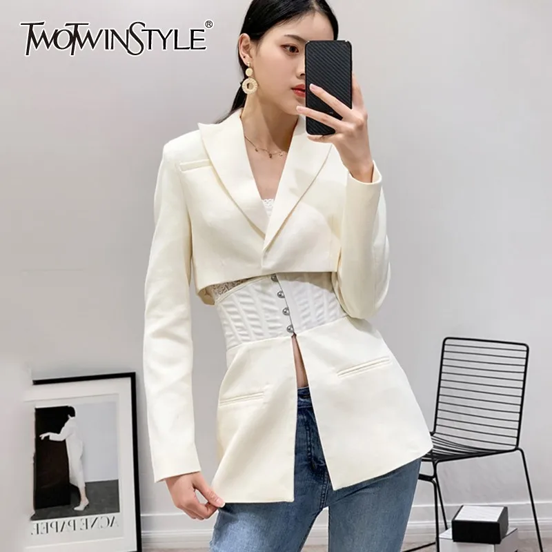 Женский блейзер TWOTWINSTYLE белая туника с длинным рукавом и отложным воротником