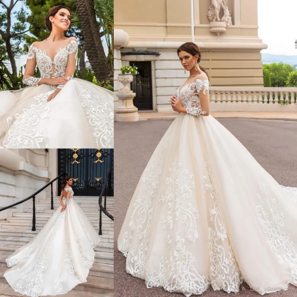 

Vintage Wedding Dress Long Sleeves Wedding Dresses Bridal Ball GownsBackless Long Sleeves Appliques vestido de noiva