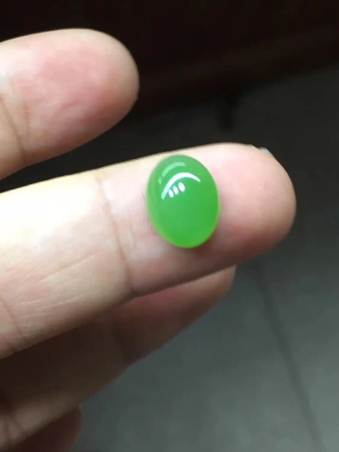 

Natural Wada jasper Ulanhai apple green Egg face color fresh head good jade delicate 8/10/5mm