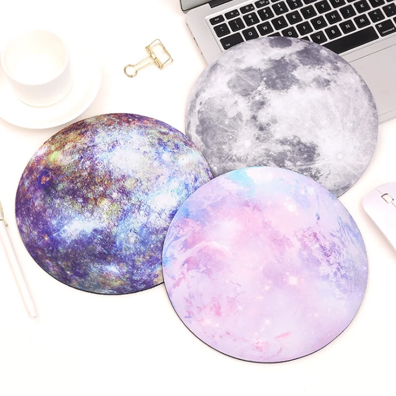 

1 Pcs Kawaii Exquisite Planets Star Pattern Rubber Round Mouse Pad Star Mouse Pad Stationery Holders for Game Gifts Supplies