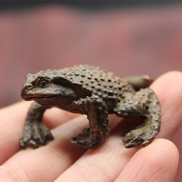 

Collection of rare and lucrative little toads tea pet fragrance pet bronze ware toads golden toads free shipping