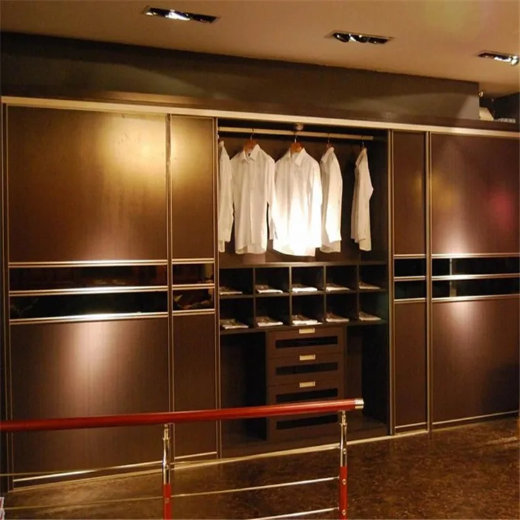 Customized bedroom wooden walk-in wardrobe design