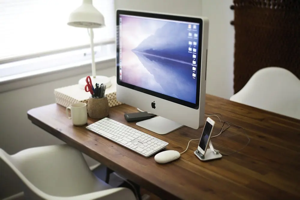 Fashion MultiSync Bluetooth keyboard for iPhone