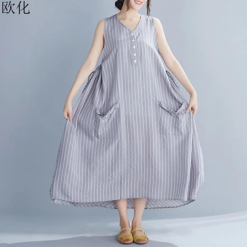 

Plus Size Summer Sleeveless Striped Dress Vintage Women Big Size Cotton Maxi Dress Casual Loose Long Dresses Vestidos 4XL 2019