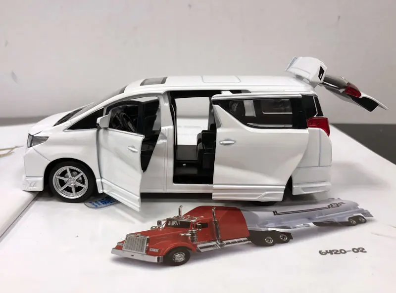 TOYOTA Alphard (21)