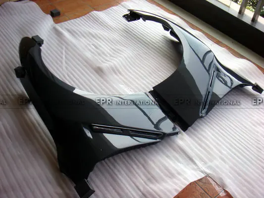 R35 GTR OEM Front Fender (with fender vents) (10)