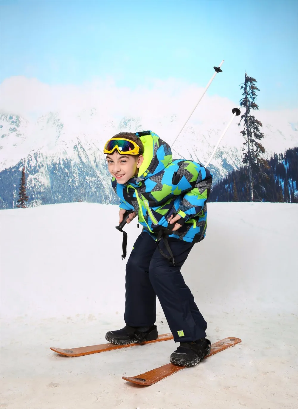 

017 New Children's Winter Clothing Set BOYS Skiing Suit Snowboarding Jacket And Pants Quality Kids Ski Wear Twinset HX2526