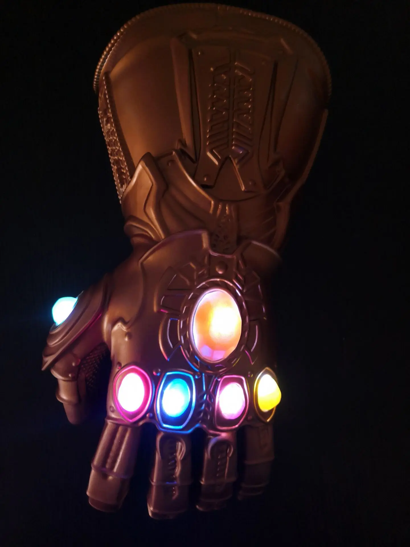 Взрослые дети Мстители Бесконечность войны танос Gauntlet LED свет ПВХ перчатки маска