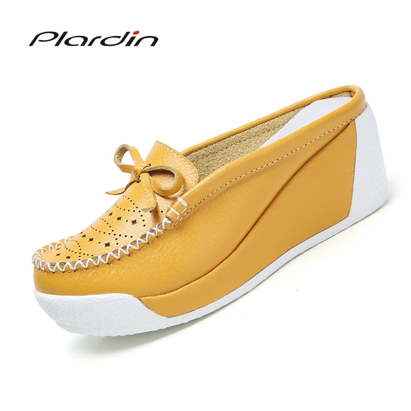 

Plardin New Women Platform Slipper Pattern Floral Flats Breathable Leather Casual Shoes Slip-on Comfortable Nurses Shoes Cut Out
