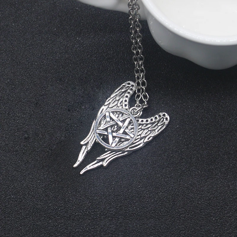Мода 2017 г. аниме фильм Сверхъестественное птица Ангел крылья пятиконечная звезда