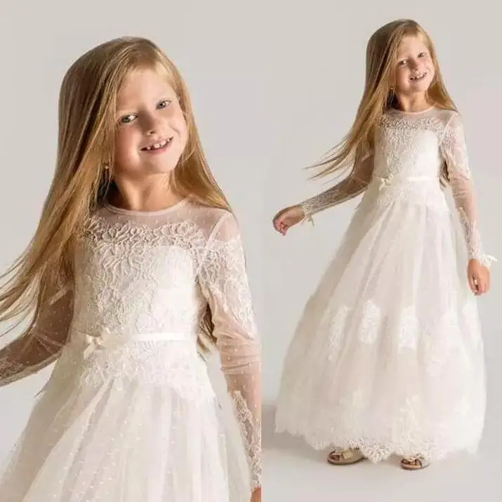 Princess Sheer Tulle Flower Girls Dresses Long Sleeves 2018 Custom Made Lace Designer First Communion Dresses Princess Sheer Tulle Flower Girls Dresses Long Sleeves 2018 Custom Made Lace Designer First Communion Dresses