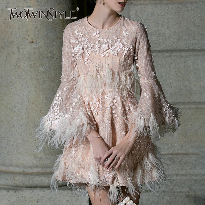 

TWOTWINSTYLE Lace Flower Patchwork Dress For Women O Neck Flare Sleeve High Waist Tassel Mini Evening Party Dresses Female 2019