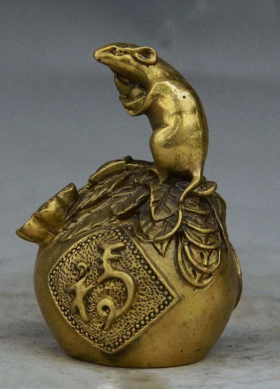 Collection Chinese Folk Brass Fengshui Wealth Mouse Stand Peach Ruyi Statue