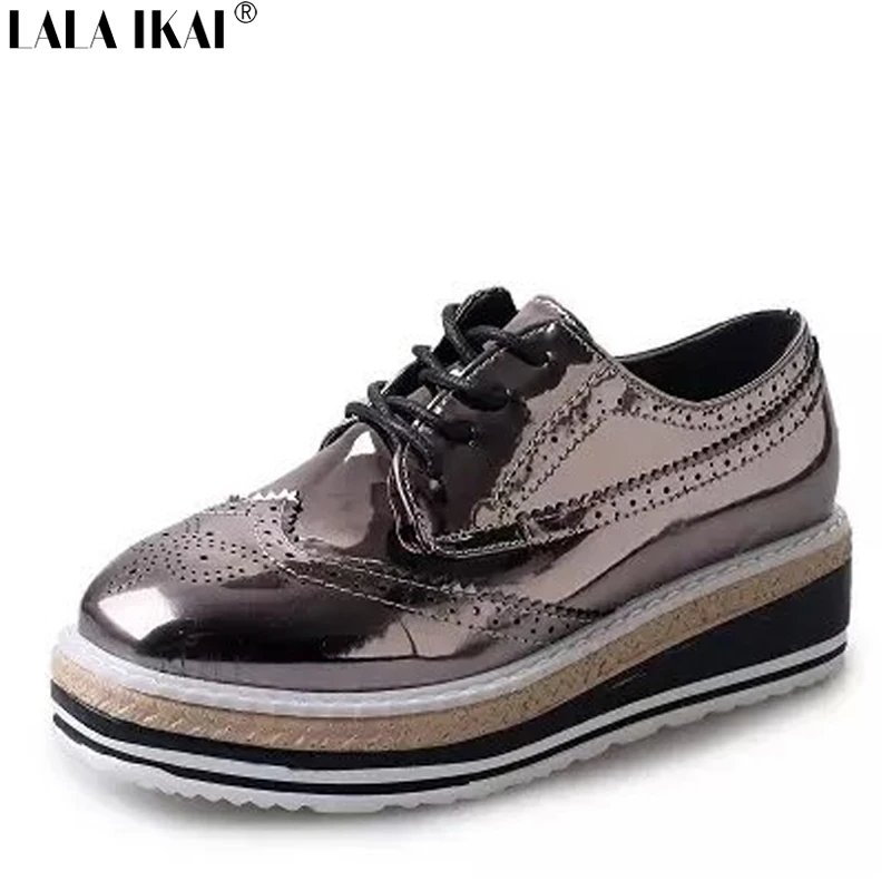 platform patent brogues