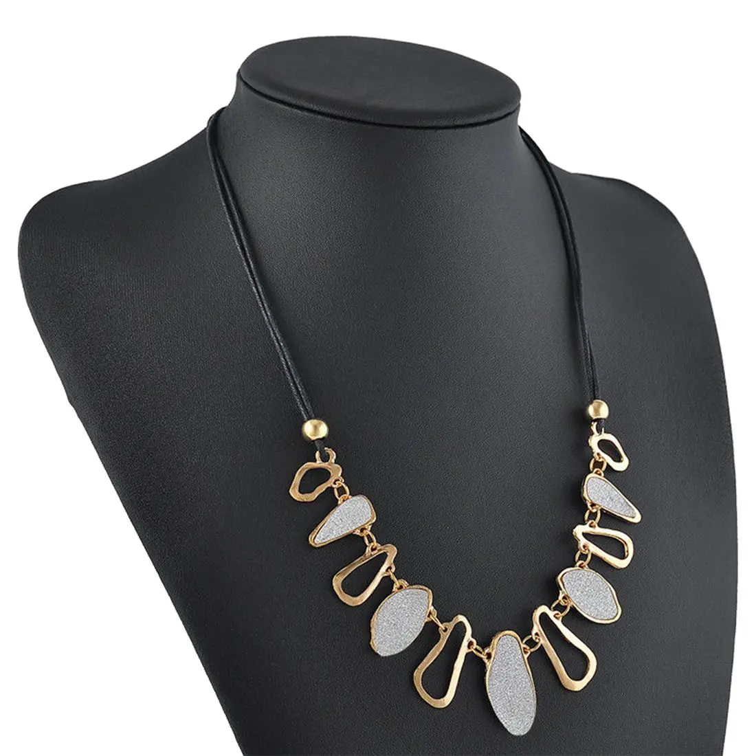 Fashion Women Charm Chunky Choker Collar Statement Bib Necklace Pendant