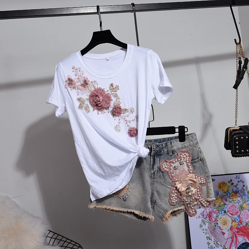Denim Shorts Pants Suits Summer 2019 Woman Newv Flowers Embroidered with Sequins Short Sleeved T-shirt + Suit Sets |