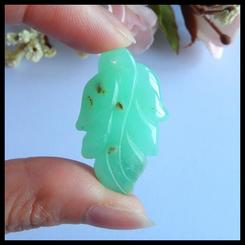 

Natural Gemstone Carved leaf Chrysoprase fashion women Pendant Bead,35x21x7mm,6.4g